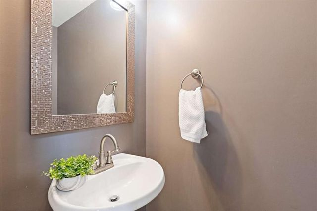 2120 Blackhawk Trail, Lawrenceville, GA 30043