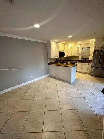 7671 W Courtyard Run W, Boca Raton, FL 33433