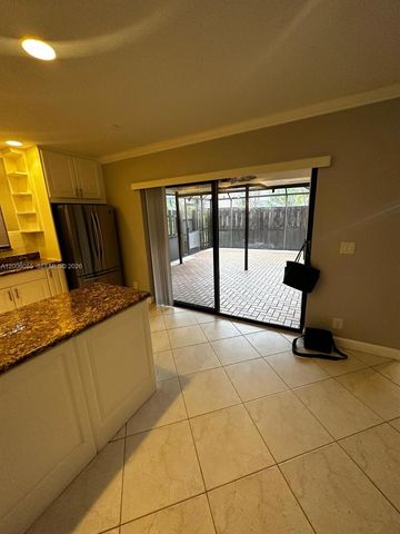 7671 W Courtyard Run W, Boca Raton, FL 33433