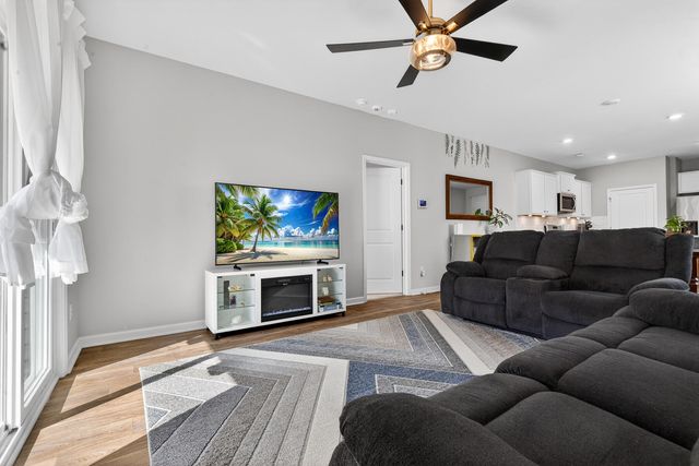 627 Silver Spruce, Summerville, SC 29486