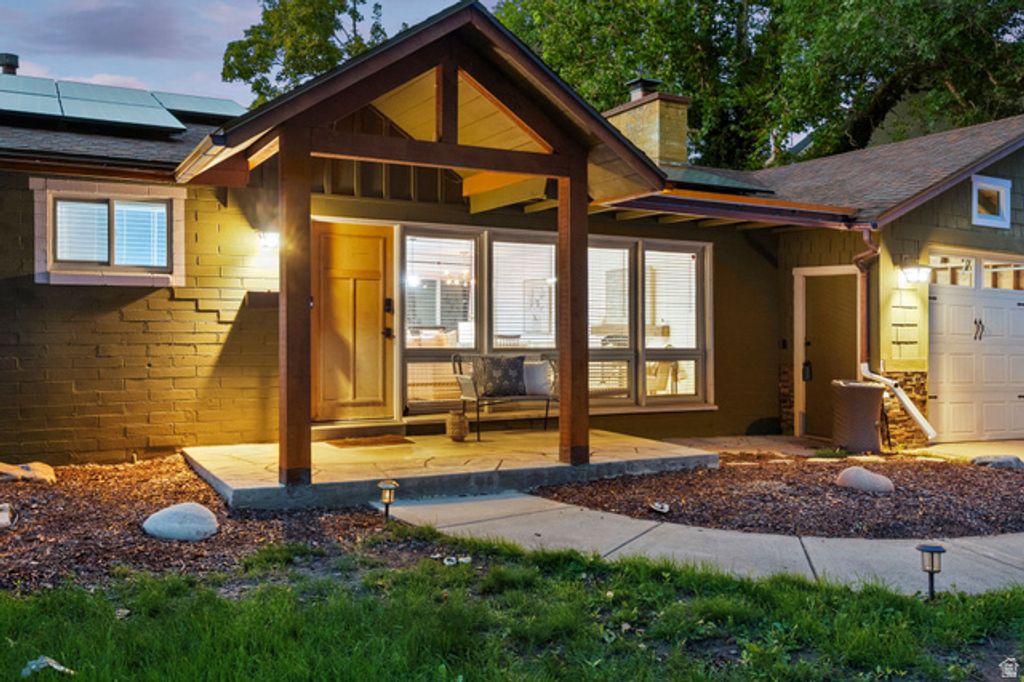 1709 E MEADOWMOOR RD, Holladay, UT 84117 — photo 5
