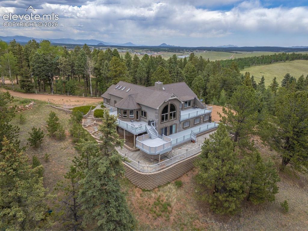 6100 Elk Valley Road, Divide, CO 80814 — exterior