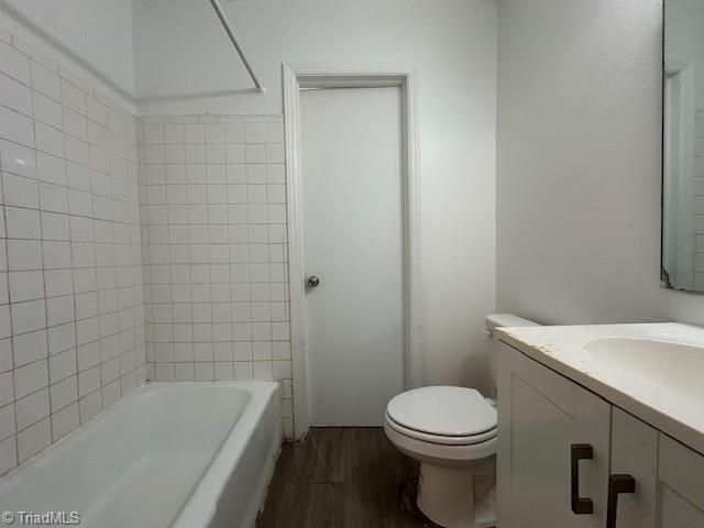 1815 Mcknight Mill Road A, Greensboro, NC 27405