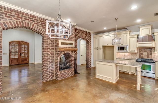 128 Amethyst Lane, Brandon, MS 39047