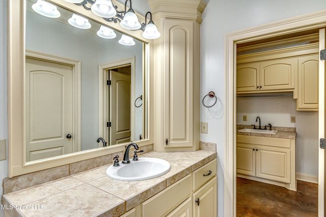 128 Amethyst Lane, Brandon, MS 39047