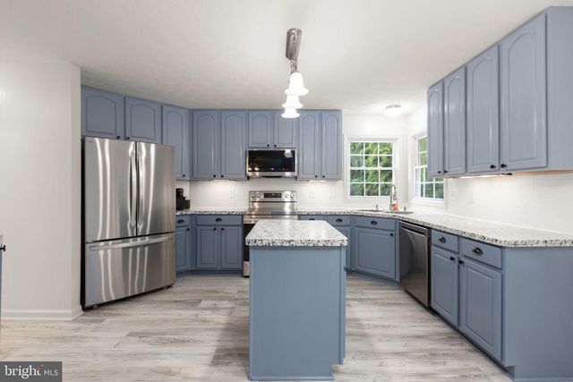 5423 WINDSOR DR, King George, VA 22485