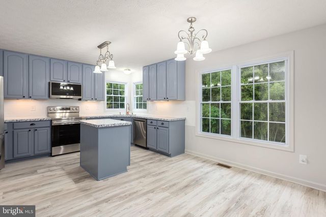 5423 WINDSOR DR, King George, VA 22485