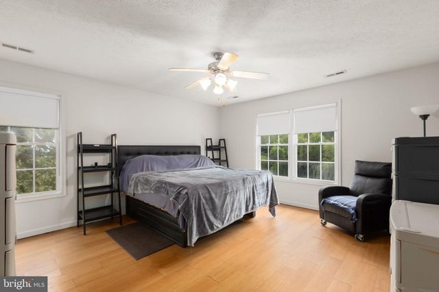 5423 WINDSOR DR, King George, VA 22485