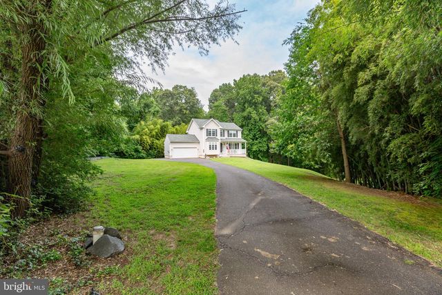 5423 WINDSOR DR, King George, VA 22485
