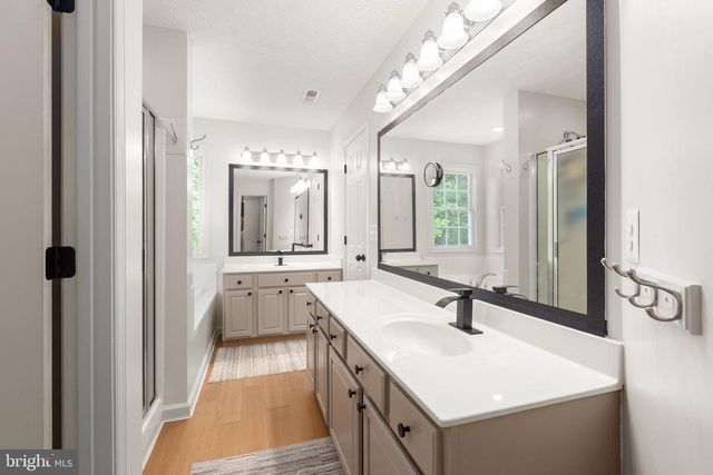 5423 WINDSOR DR, King George, VA 22485