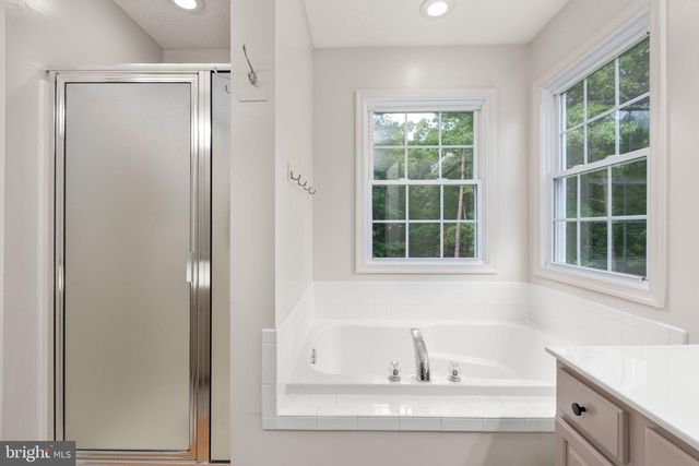 5423 WINDSOR DR, King George, VA 22485