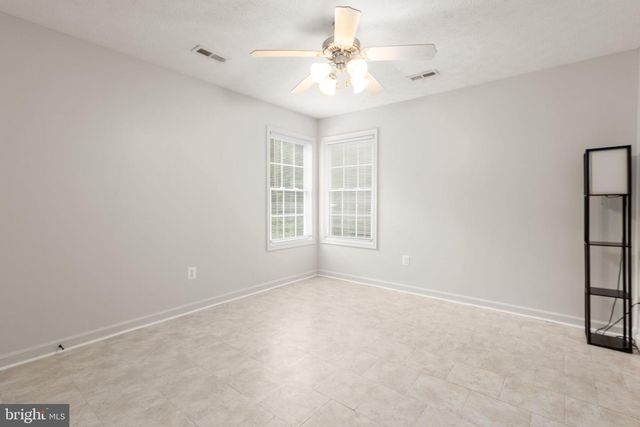 5423 WINDSOR DR, King George, VA 22485