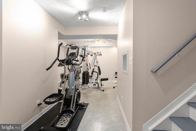 5423 WINDSOR DR, King George, VA 22485