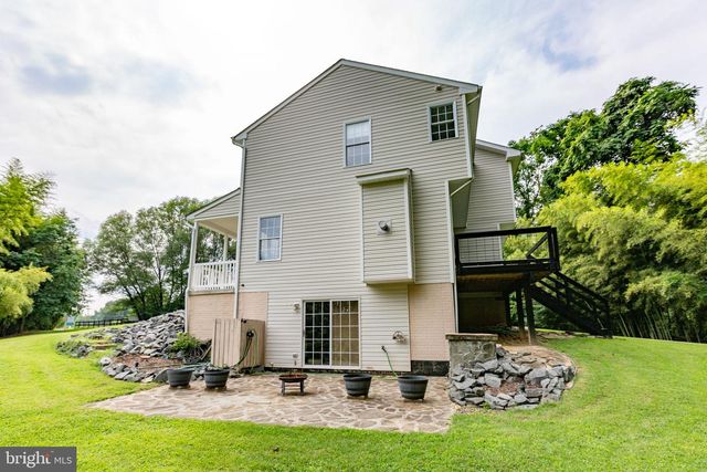 5423 WINDSOR DR, King George, VA 22485