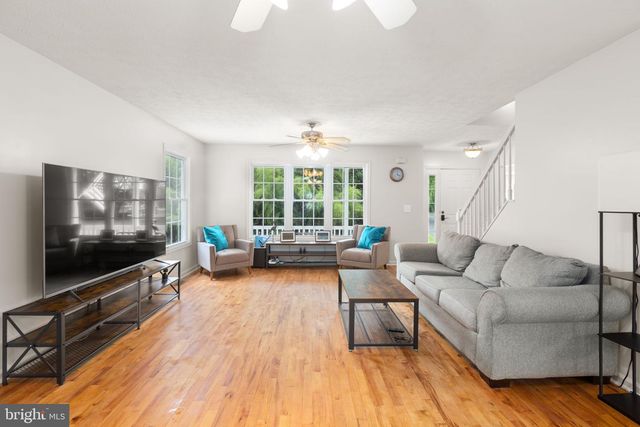 5423 WINDSOR DR, King George, VA 22485