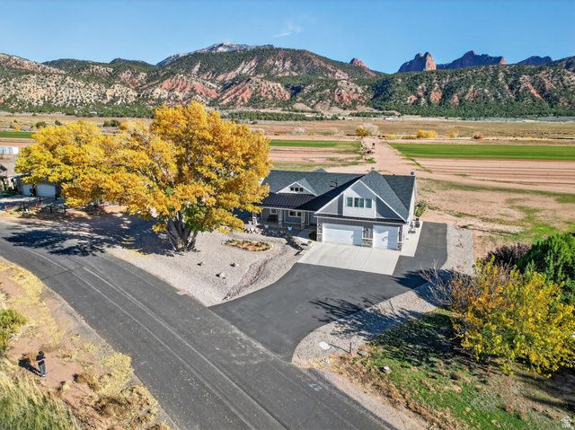 401 S 3430 E, New Harmony, UT 84757