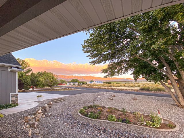 401 S 3430 E, New Harmony, UT 84757