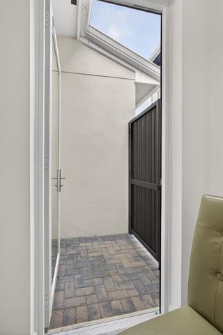 1411 Thistle Place, Loxahatchee, FL 33470