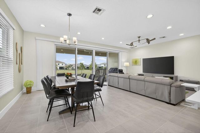 1411 Thistle Place, Loxahatchee, FL 33470