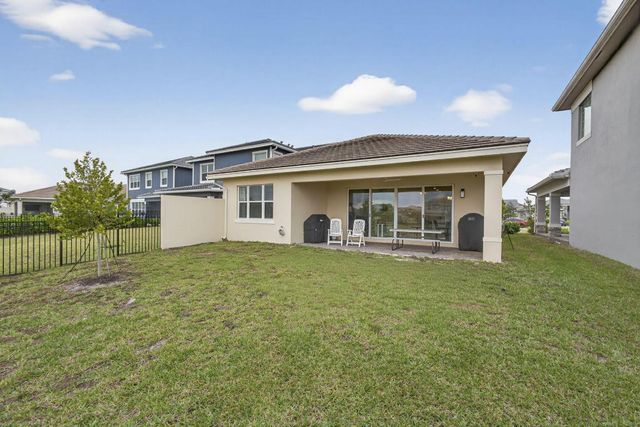 1411 Thistle Place, Loxahatchee, FL 33470