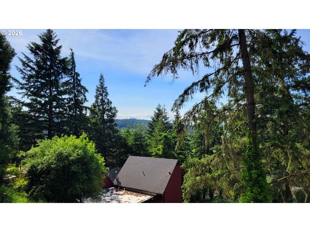 -1 EMERALD St, Eugene, OR 97405