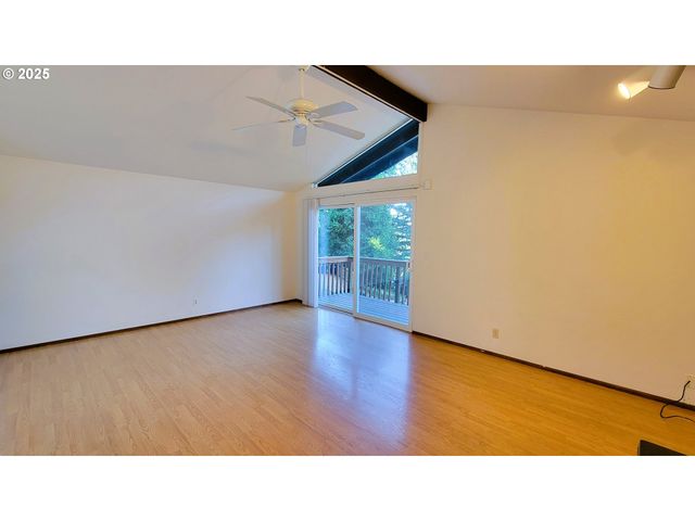 -1 EMERALD St, Eugene, OR 97405