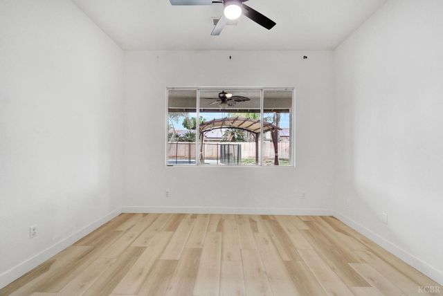 1036 W Northstar Drive, Hanford, CA 93230