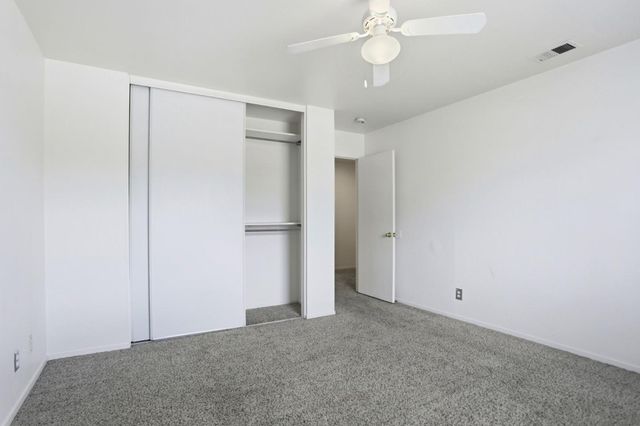 2592 Glenview Drive, Hollister, CA 95023