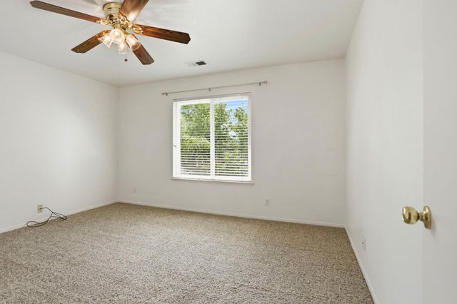 2592 Glenview Drive, Hollister, CA 95023