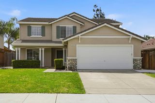 2592 Glenview Drive, Hollister, CA 95023
