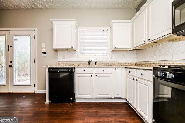 251 Winthrop Lane, Mcdonough, GA 30253