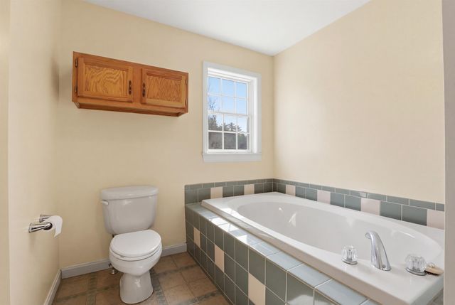 38 Range Road, Epsom, NH 03234