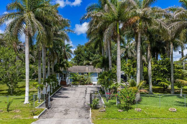 6929 N 120th Ave Avenue N, The Acreage, FL 33412