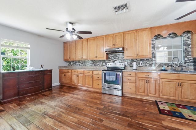 6929 N 120th Ave Avenue N, The Acreage, FL 33412