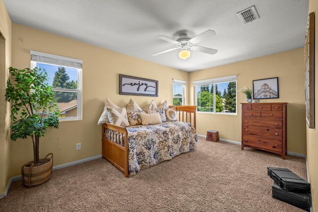 953 Carter St, Folsom, CA 95630