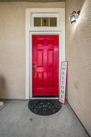 953 Carter St, Folsom, CA 95630
