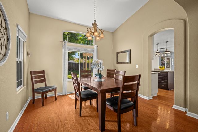 953 Carter St, Folsom, CA 95630