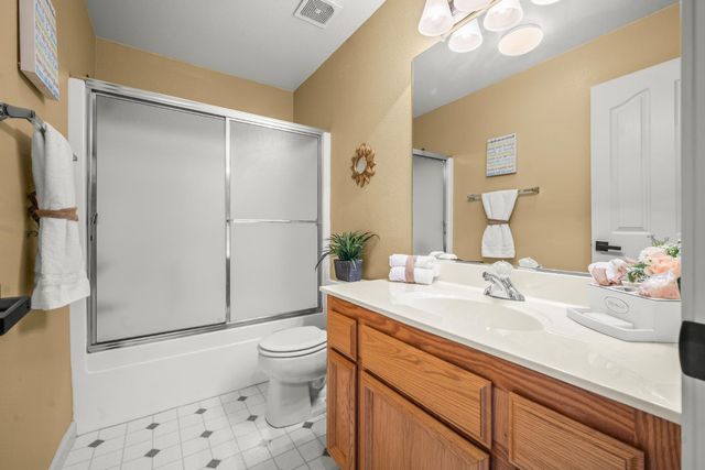 953 Carter St, Folsom, CA 95630