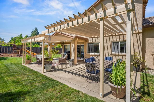 953 Carter St, Folsom, CA 95630