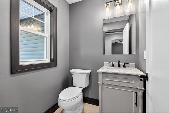 591 BELLE VISTA DR, Enola, PA 17025