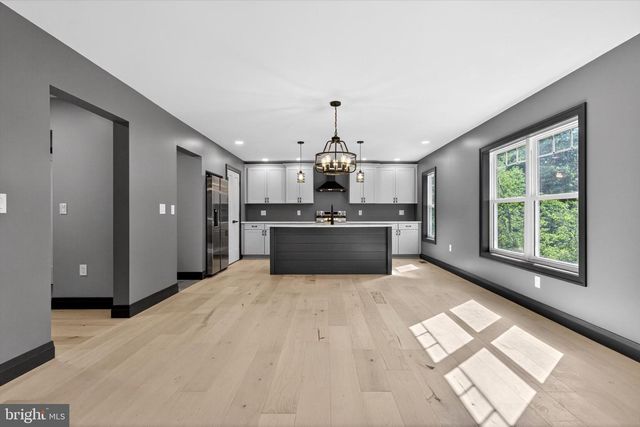 591 BELLE VISTA DR, Enola, PA 17025