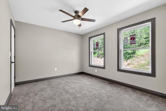 591 BELLE VISTA DR, Enola, PA 17025
