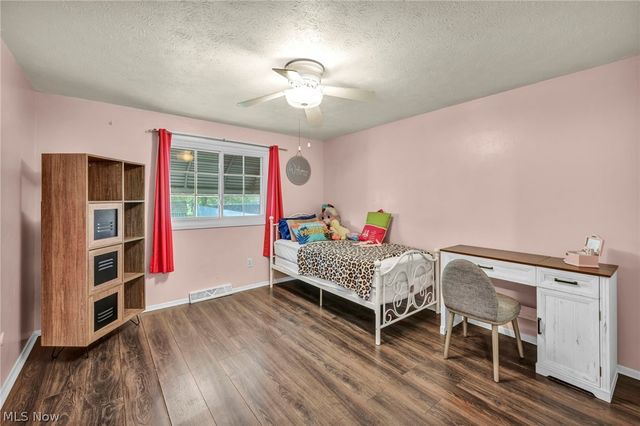 7850 E Linden Lane, Parma, OH 44130
