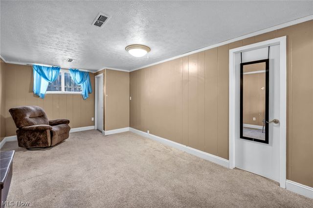 7850 E Linden Lane, Parma, OH 44130
