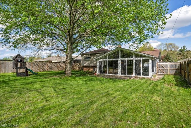 7850 E Linden Lane, Parma, OH 44130