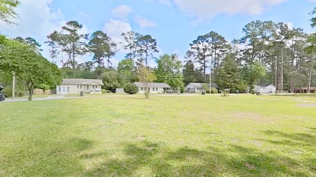 1014 Robin Drive, Thomasville, GA 31757