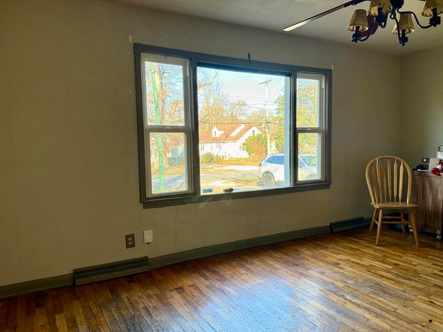 2822 E Cherry Street, Springfield, MO 65802