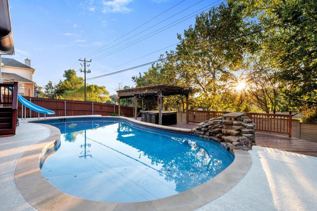 2919 Cashell Wood DR, Cedar Park, TX 78613
