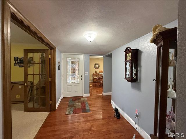 2304 Fontaine Drive, Alton, IL 62002