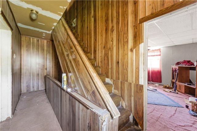 2102 N Charles St, Charles Street Valley, PA 15214